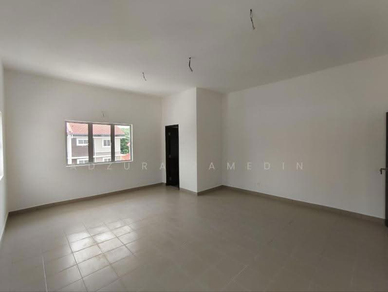 Rumah Berkembar untuk Dijual di Taman Ramal Suria (Bangi) - Adzura Zamedin - Interior - PropertyGuru.com.my