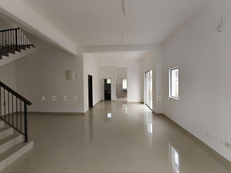 Rumah Berkembar untuk Dijual di Taman Ramal Suria (Bangi) - Adzura Zamedin - Interior - PropertyGuru.com.my