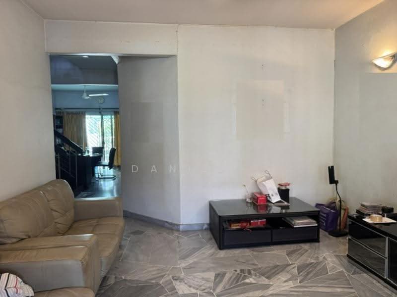 Rumah Teres 2-Tingkat untuk Dijual di Bandar Utama 1 (Bandar Utama) - DANIEL . - Living Room - PropertyGuru.com.my