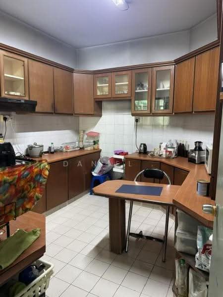 Rumah Teres 2-Tingkat untuk Dijual di Bandar Utama 1 (Bandar Utama) - DANIEL . - Kitchen - PropertyGuru.com.my