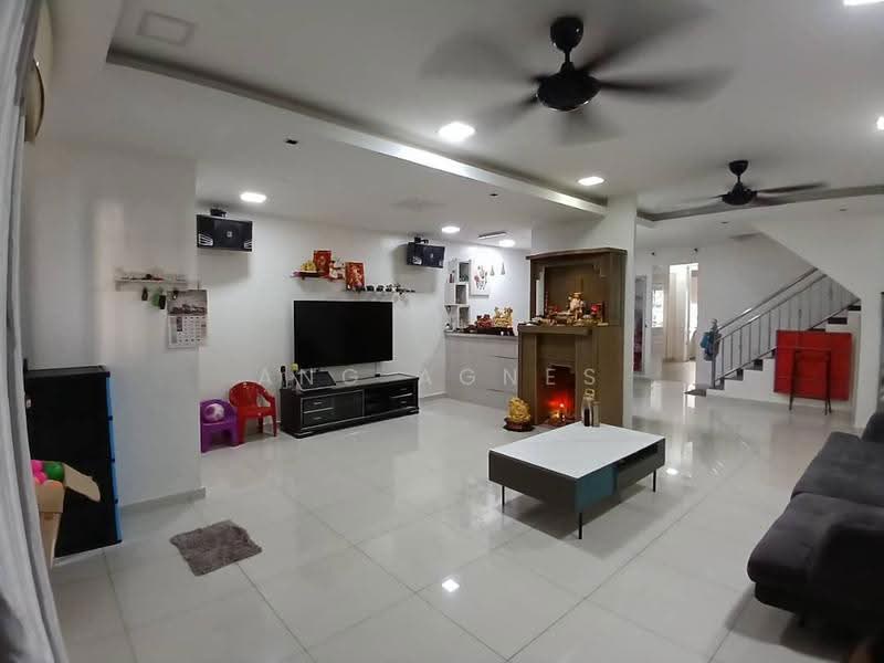 2-storey Terraced House for Sale in Bandar Bukit Tinggi (Klang) - Ang Agnes - PropertyGuru.com.my