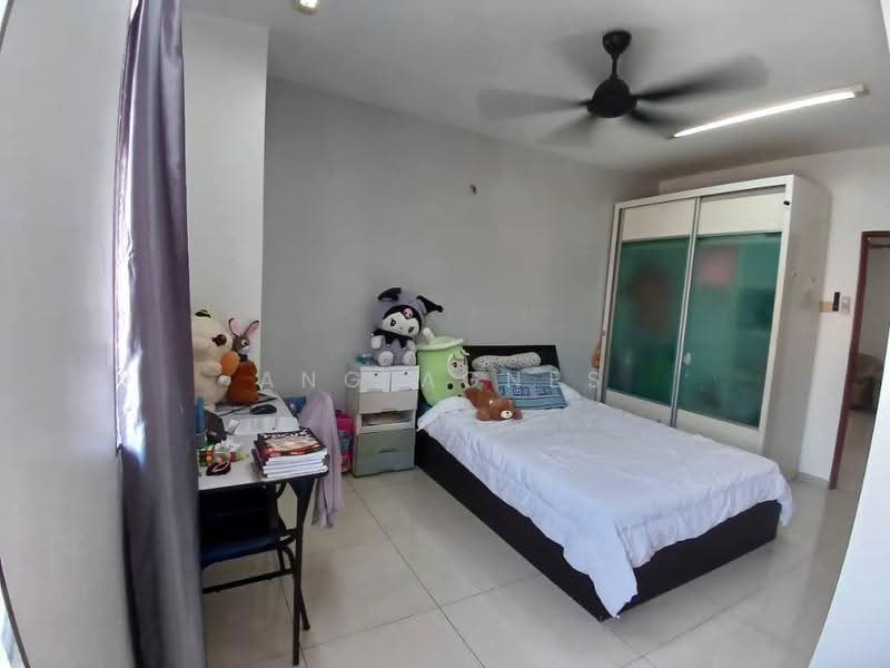 2-storey Terraced House for Sale in Bandar Bukit Tinggi (Klang) - Ang Agnes - PropertyGuru.com.my