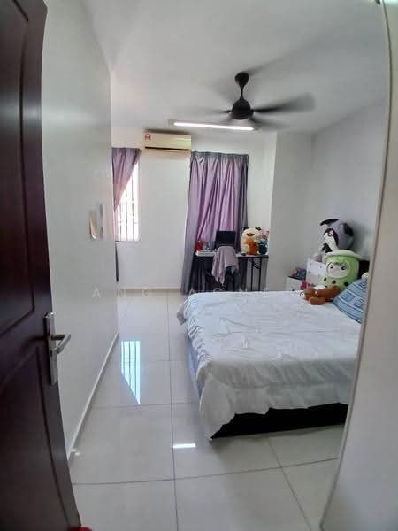 2-storey Terraced House for Sale in Bandar Bukit Tinggi (Klang) - Ang Agnes - PropertyGuru.com.my