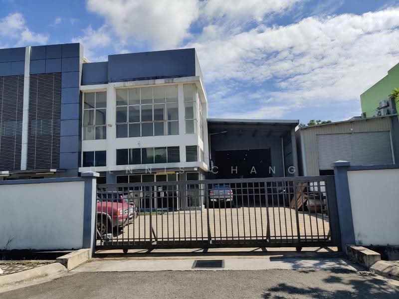 Semi-D Factory for Rent in Taman Perindustrian Taming Jaya (Balakong) - Dennis Chang - Exterior - PropertyGuru.com.my