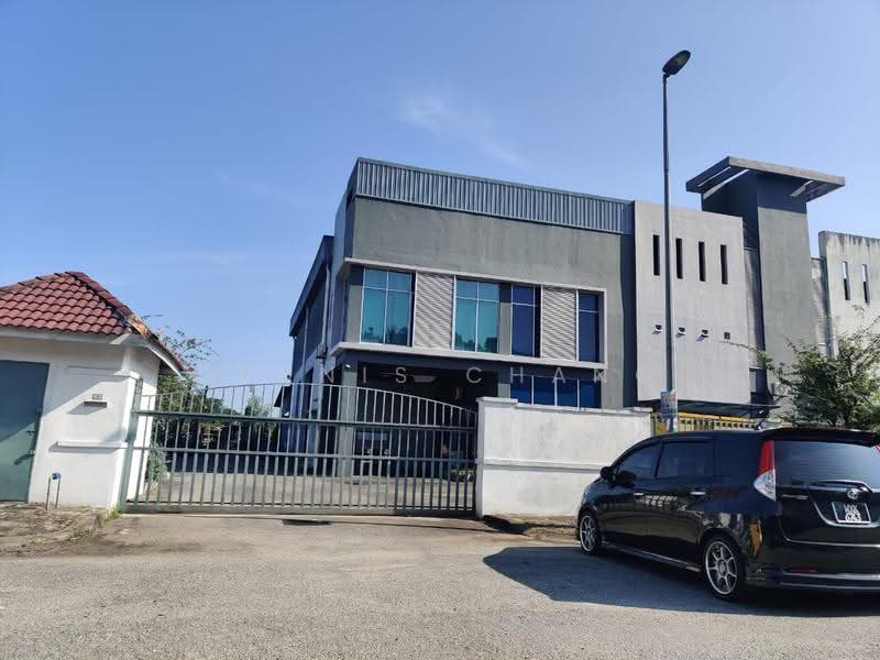 Semi-D Factory for Rent in Taman Perindustrian Taming Jaya (Balakong) - Dennis Chang - Exterior - PropertyGuru.com.my
