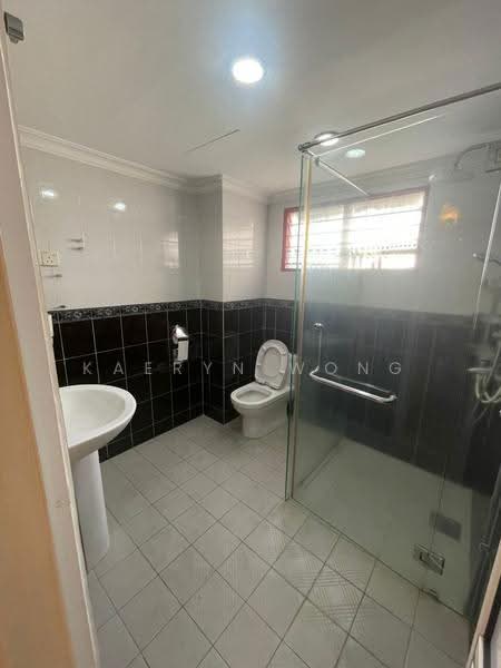 Kondominium untuk Dijual di Prisma Cheras - Kaeryn Wong - Bathroom - PropertyGuru.com.my