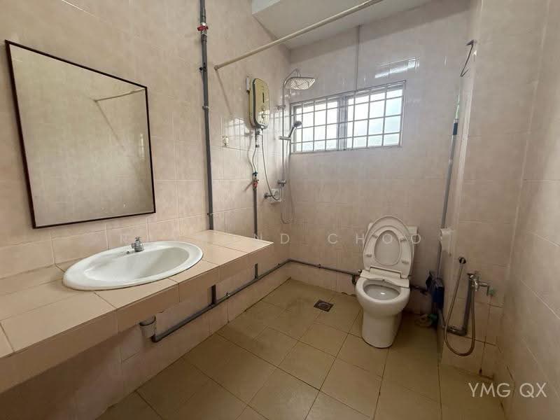 Rumah Teres 2-Tingkat untuk Dijual di Bandar Bukit Tinggi 2 (Klang) - Raymond Choo - Bathroom - PropertyGuru.com.my