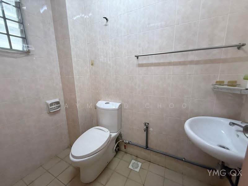 Rumah Teres 2-Tingkat untuk Dijual di Bandar Bukit Tinggi 2 (Klang) - Raymond Choo - Bathroom - PropertyGuru.com.my