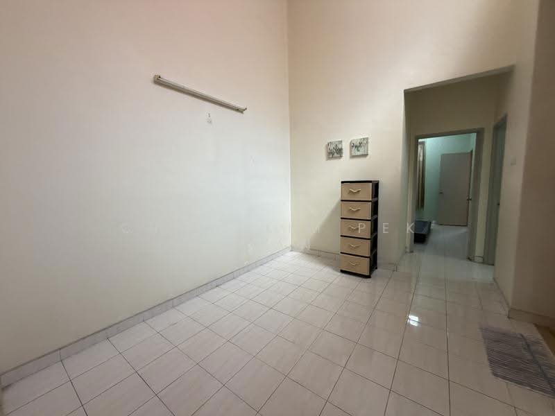 Rumah Teres untuk Dijual di Sungai Long (Bandar Sungai Long) - Chris Lim Pek Yean - Interior - PropertyGuru.com.my