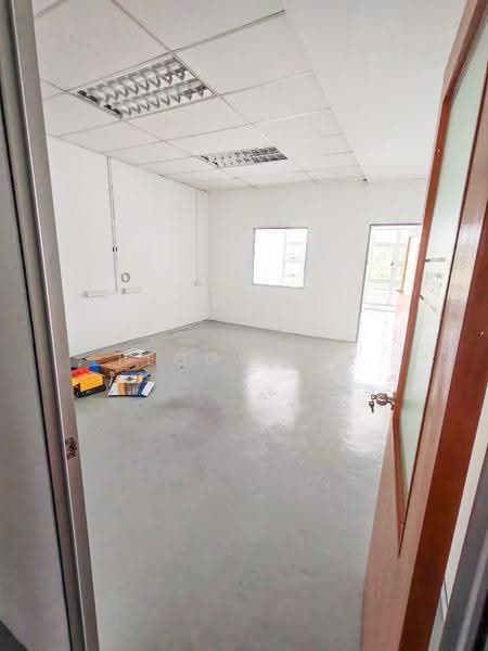 Shop for Rent in Bukit Sentosa (Rawang) - Peggy Lim - Interior - PropertyGuru.com.my