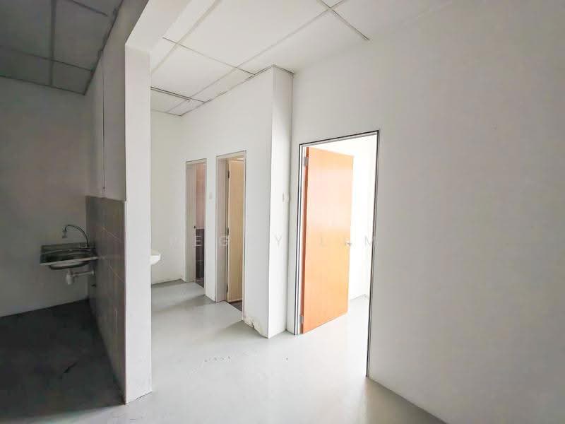 Shop for Rent in Bukit Sentosa (Rawang) - Peggy Lim - Interior - PropertyGuru.com.my