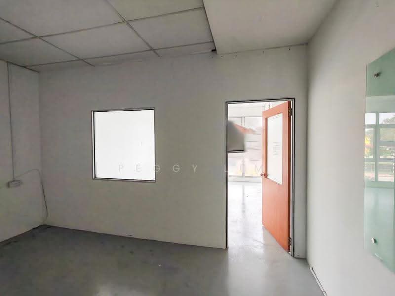 Shop for Rent in Bukit Sentosa (Rawang) - Peggy Lim - Interior - PropertyGuru.com.my