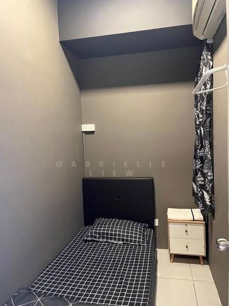 Kediaman Servis untuk Dijual di M Suite @ Desa Park North - Gabrielle Liew - Bedroom - PropertyGuru.com.my
