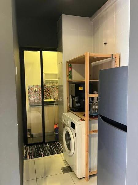 Kediaman Servis untuk Dijual di M Suite @ Desa Park North - Gabrielle Liew - Kitchen - PropertyGuru.com.my