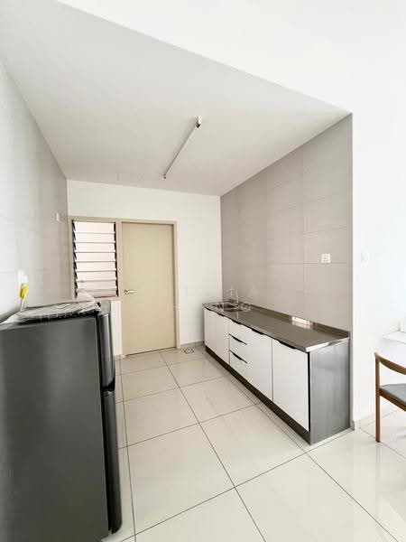 Apartment for Sale at Summit @ Lagoon Residences - Olivia Ching - Kitchen - PropertyGuru.com.my