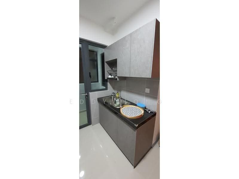 Kediaman Servis untuk Disewa di United Point (Residensi Berpadu) - Eddy Hong - Kitchen - PropertyGuru.com.my