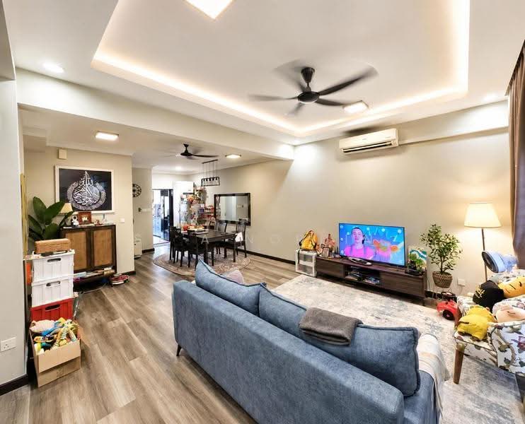 Rumah Teres 2-Tingkat untuk Dijual di The Palm @ Bandar Hillpark (Puncak Alam) - Sa'a Nordin - Living Room - PropertyGuru.com.my