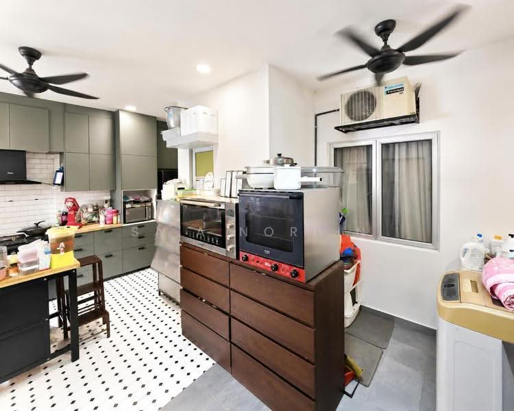 Rumah Teres 2-Tingkat untuk Dijual di The Palm @ Bandar Hillpark (Puncak Alam) - Sa'a Nordin - Kitchen - PropertyGuru.com.my