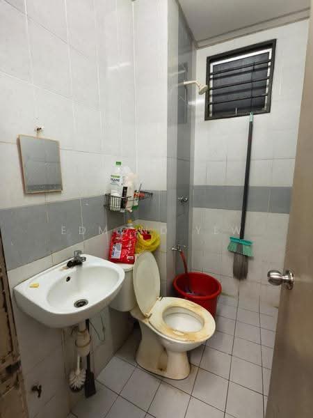 Pangsapuri untuk Dijual di 162 Residency - Edmond Yew - Bathroom - PropertyGuru.com.my