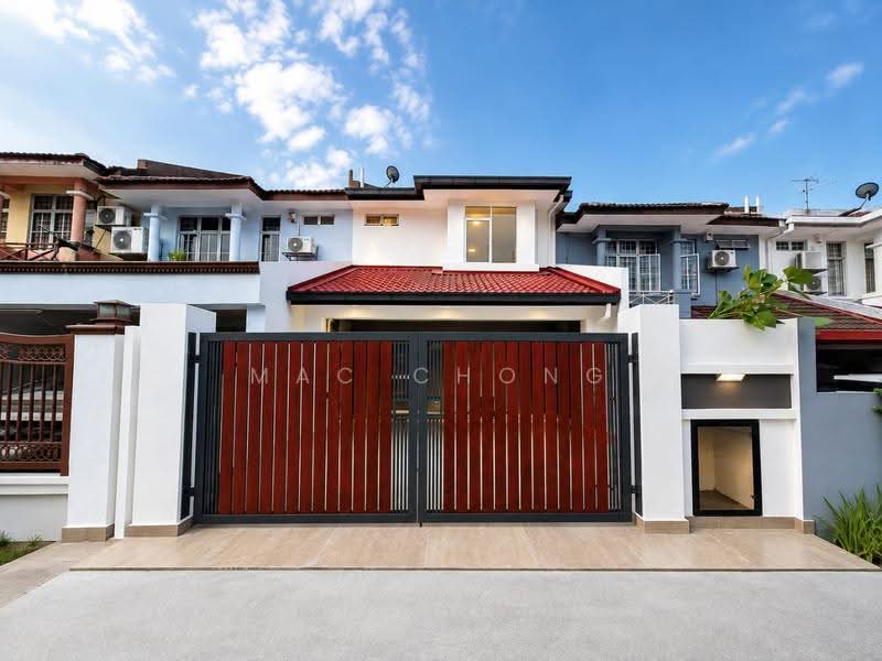 Rumah Teres 2-Tingkat untuk Dijual di Bandar Mahkota Cheras (Cheras) - Mac Chong - Exterior - PropertyGuru.com.my