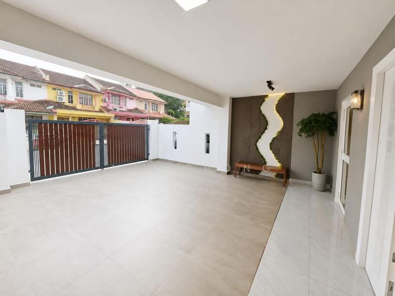 Rumah Teres 2-Tingkat untuk Dijual di Bandar Mahkota Cheras (Cheras) - Mac Chong - Exterior - PropertyGuru.com.my