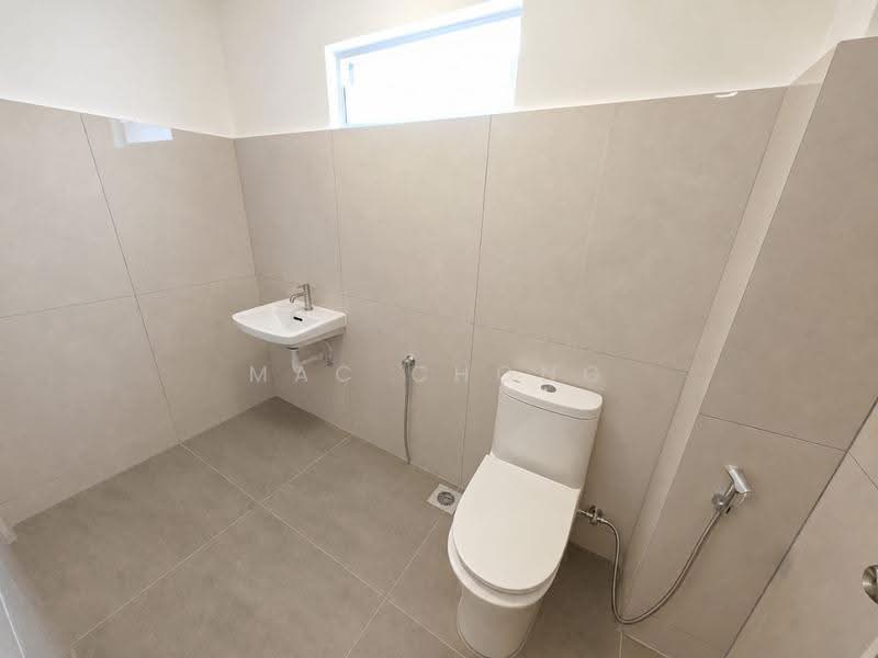 Rumah Teres 2-Tingkat untuk Dijual di Bandar Mahkota Cheras (Cheras) - Mac Chong - Bathroom - PropertyGuru.com.my