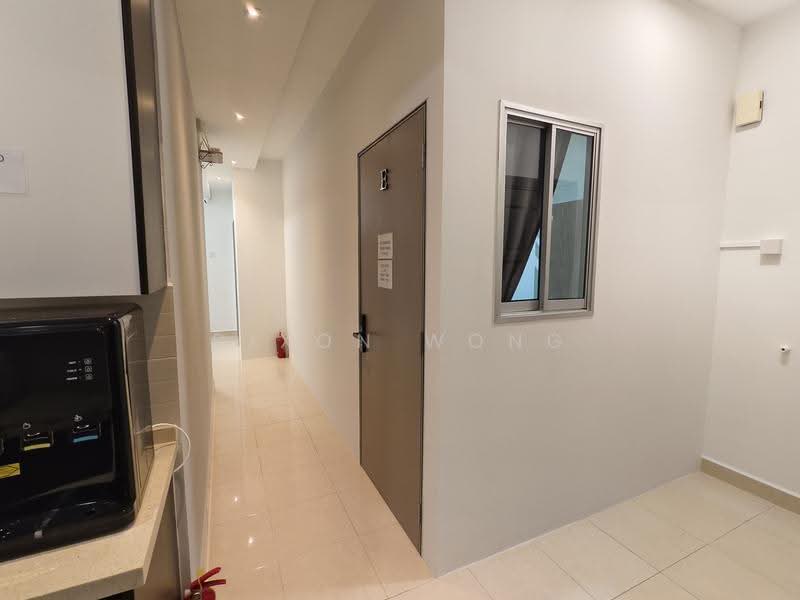 Kondominium untuk Disewa di Pelangi Utama - Dixon Wong - Corridor - PropertyGuru.com.my