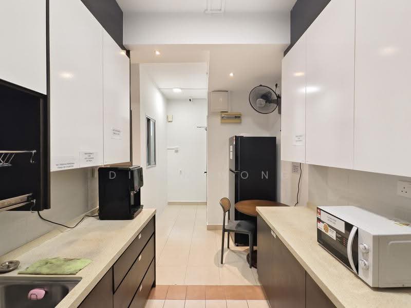 Kondominium untuk Disewa di Pelangi Utama - Dixon Wong - Kitchen - PropertyGuru.com.my