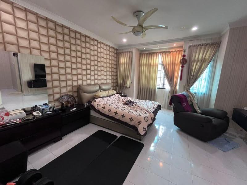 Rumah Teres 2-Tingkat untuk Dijual di Taman Seri Orkid (Skudai) - Stephanie Yap - Bedroom - PropertyGuru.com.my