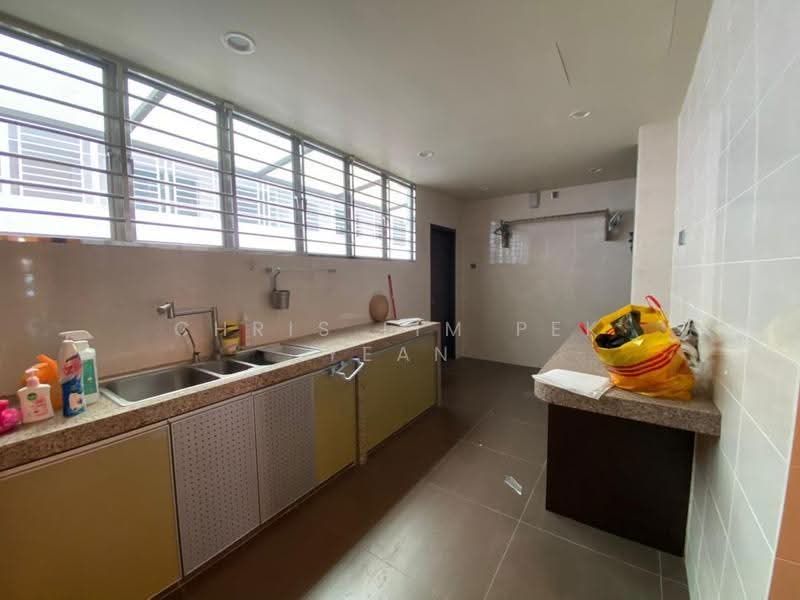 Rumah Teres untuk Dijual di Sungai Long (Bandar Sungai Long) - Chris Lim Pek Yean - Kitchen - PropertyGuru.com.my