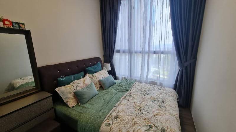 Kediaman Servis untuk Dijual di Henna Residence  @ The Quartz WM - Gilbert Hor - Bedroom - PropertyGuru.com.my