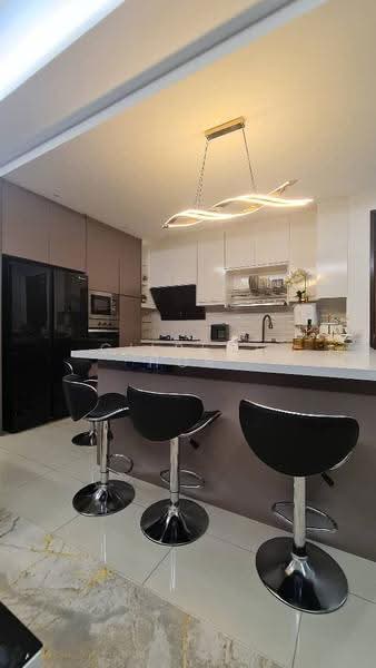 Kediaman Servis untuk Dijual di Henna Residence  @ The Quartz WM - Gilbert Hor - Kitchen - PropertyGuru.com.my