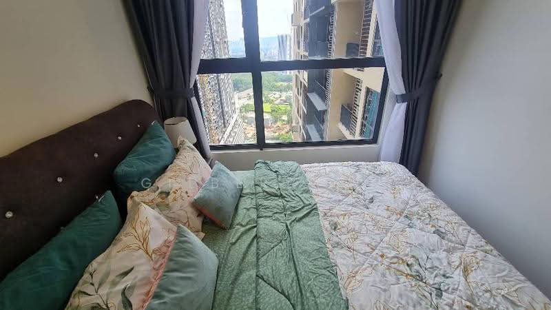 Kediaman Servis untuk Dijual di Henna Residence  @ The Quartz WM - Gilbert Hor - Bedroom - PropertyGuru.com.my