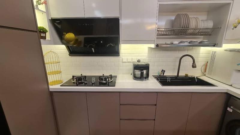 Kediaman Servis untuk Dijual di Henna Residence  @ The Quartz WM - Gilbert Hor - Kitchen - PropertyGuru.com.my