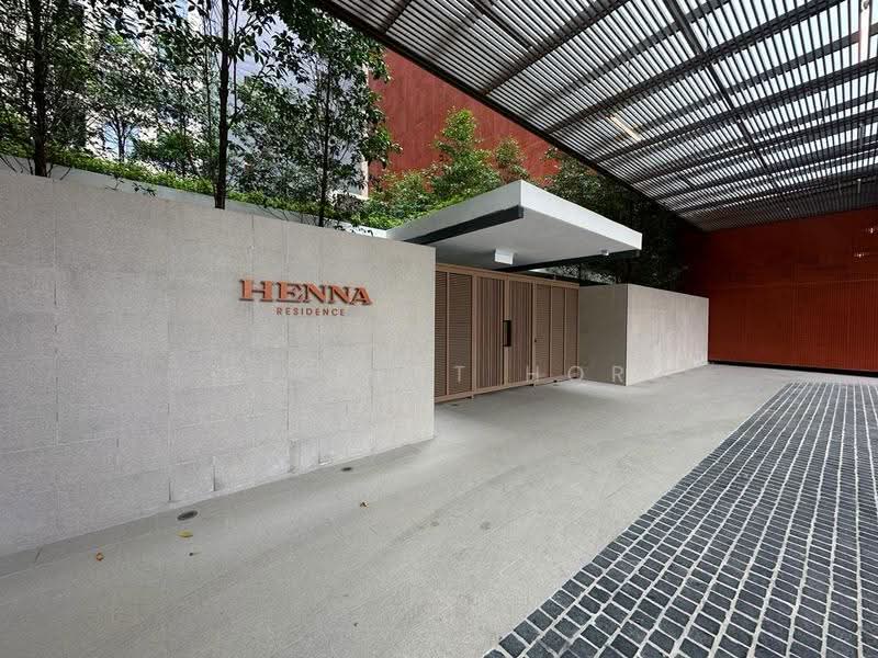 Kediaman Servis untuk Dijual di Henna Residence  @ The Quartz WM - Gilbert Hor - Exterior - PropertyGuru.com.my