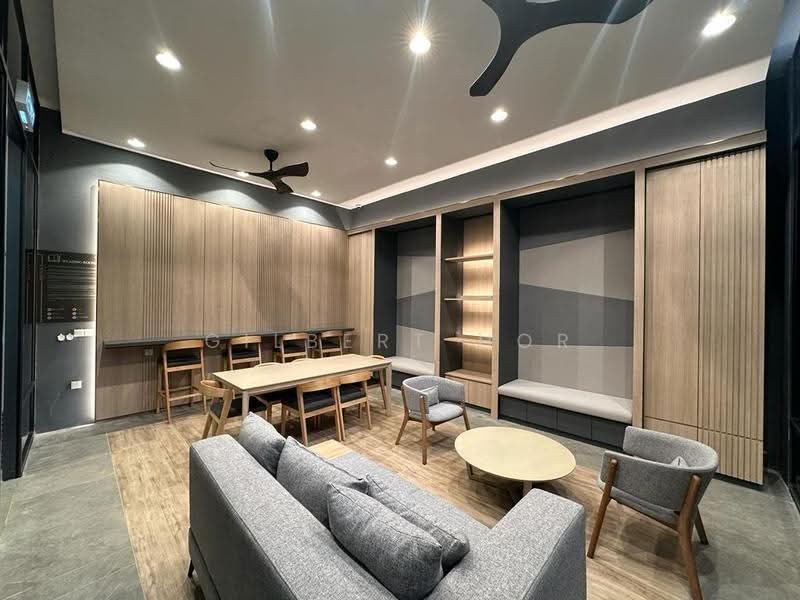 Kediaman Servis untuk Dijual di Henna Residence  @ The Quartz WM - Gilbert Hor - Living Room - PropertyGuru.com.my