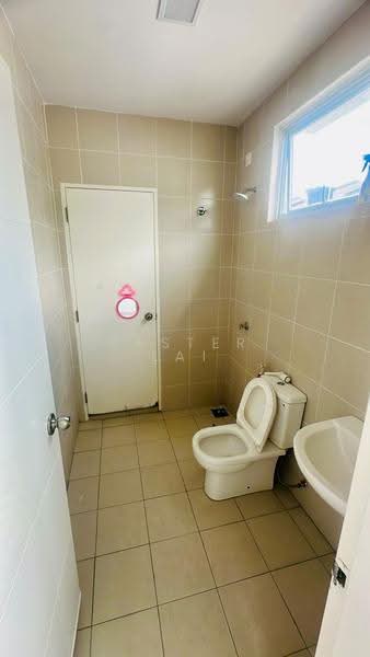 2-storey Terraced House for Rent in Bandar Sri Sendayan (Negeri Sembilan) - Kester Lai - Bathroom - PropertyGuru.com.my