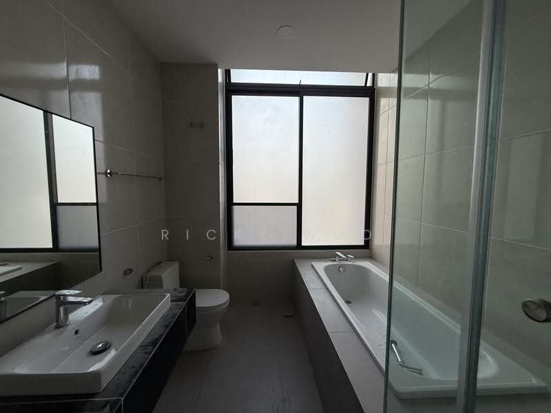 Rumah Teres 2-Tingkat untuk Disewa di Puteri Harbour (Iskandar Puteri (Nusajaya)) - Ricky Woo - Bathroom - PropertyGuru.com.my