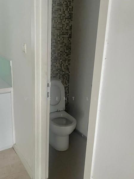Office for Rent in Taman Tun Dr Ismail (Kuala Lumpur) - Vincent Lau - Bathroom - PropertyGuru.com.my
