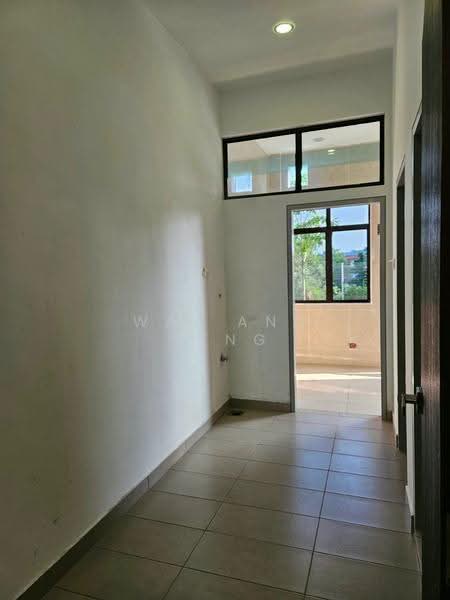 Rumah Teres 2-Tingkat untuk Disewa di Legasi 4 (Puchong) - Wai Ann Teng - Corridor - PropertyGuru.com.my
