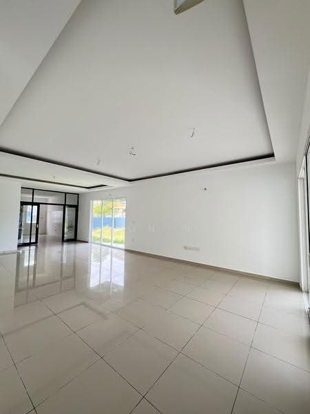 Rumah Teres 2-Tingkat untuk Dijual di Bandar Sri Sendayan, Seremban 2, Seremban,Ainsdale (Bandar Sri Sendayan) - Evon Ng - Living Room - PropertyGuru.com.my