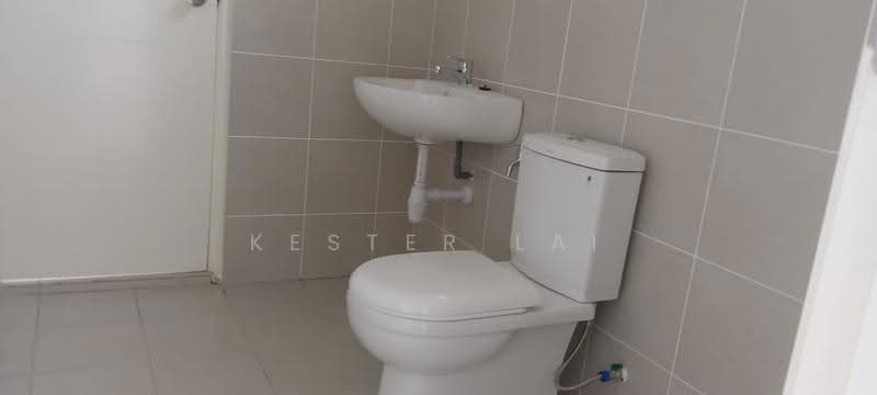 2-storey Terraced House for Rent in Bandar Sri Sendayan (Negeri Sembilan) - Kester Lai - Bathroom - PropertyGuru.com.my