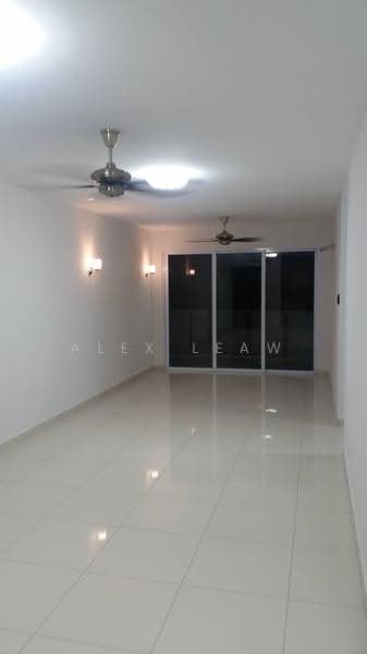 Kondominium untuk Dijual di Aurora Residence @ Lake Side City - Alex Leaw - Living Room - PropertyGuru.com.my