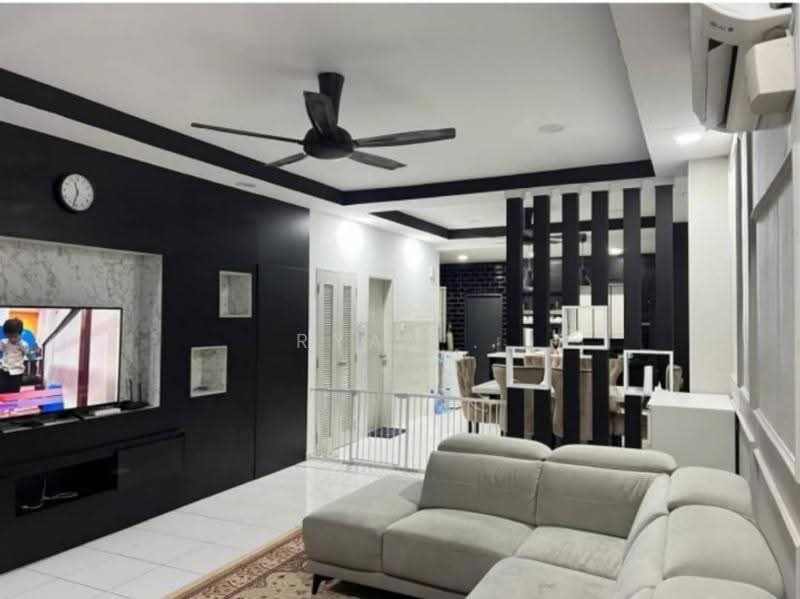 2-storey Terraced House for Sale in Setia Alam (Selangor) - Ryan . - Living Room - PropertyGuru.com.my