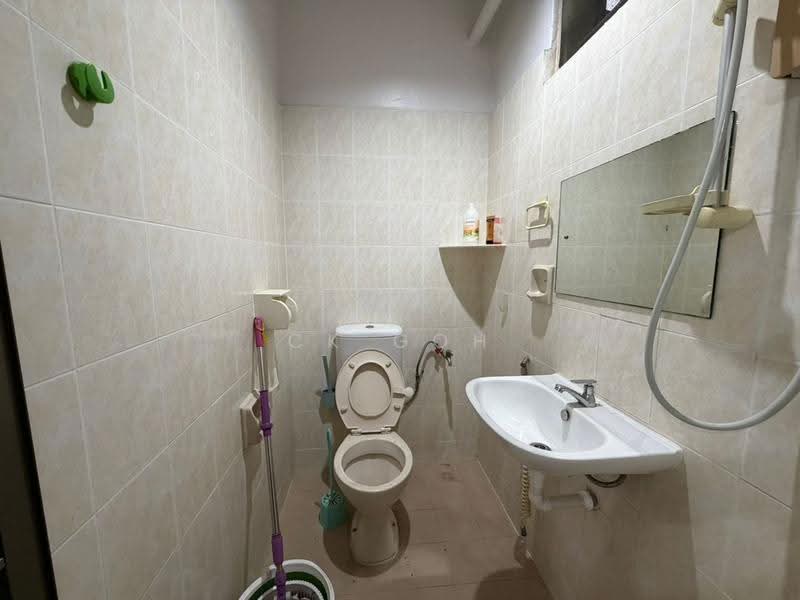 2-storey Terraced House for Sale in Sungai Ara (Penang) - CK Goh - Bathroom - PropertyGuru.com.my