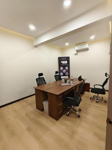 Shop / Office untuk Disewa di Bandar Saujana Putra (Tanjong Duabelas) - Edmond Yew - Interior - PropertyGuru.com.my