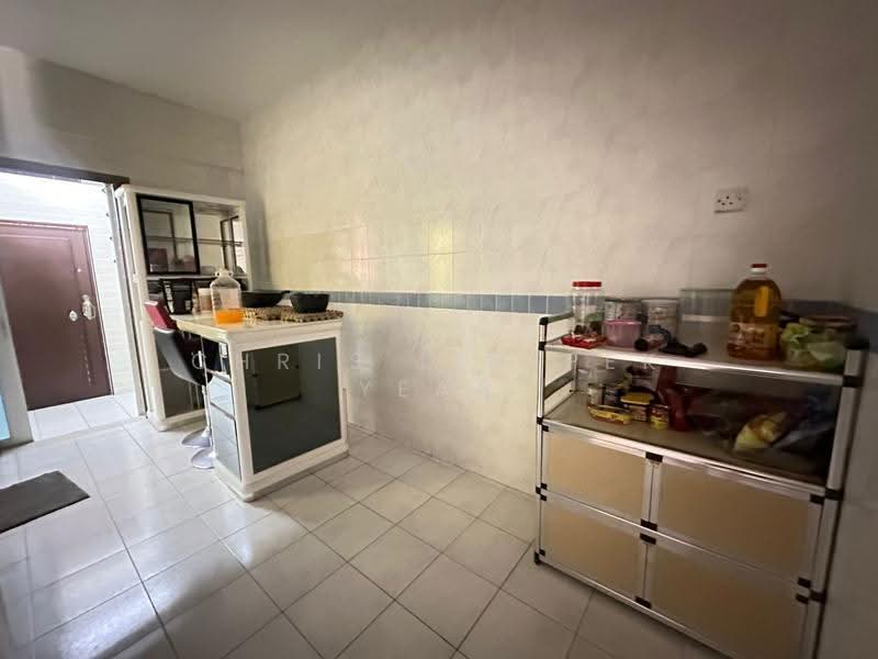 Rumah Teres 2-Tingkat untuk Dijual di Bandar Sungai Long (Selangor) - Chris Lim Pek Yean - Kitchen - PropertyGuru.com.my