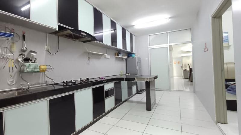 2-storey Terraced House for Sale in Ulu Tiram (Johor) - Eric Tang - Kitchen - PropertyGuru.com.my