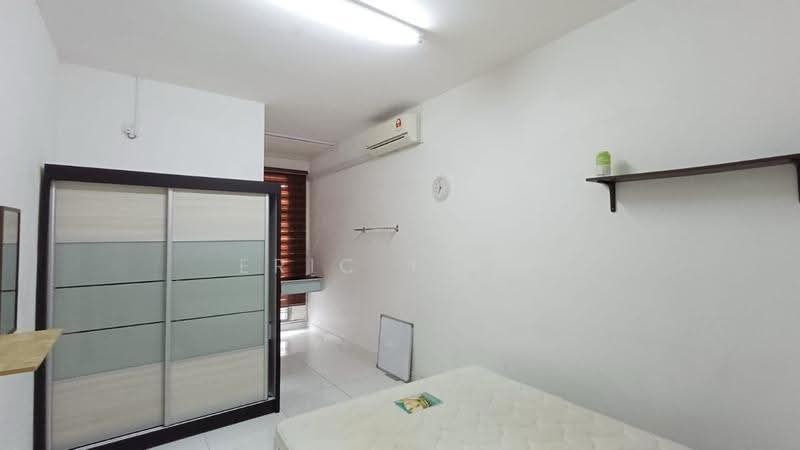2-storey Terraced House for Sale in Ulu Tiram (Johor) - Eric Tang - Bedroom - PropertyGuru.com.my