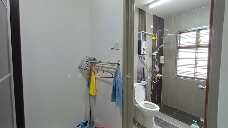 2-storey Terraced House for Sale in Ulu Tiram (Johor) - Eric Tang - Bathroom - PropertyGuru.com.my